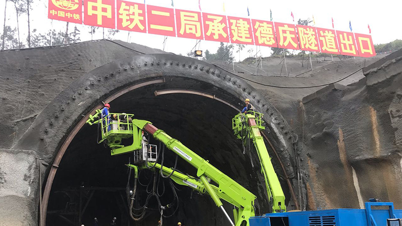意大利贵宾会拱架台车助力贵南高铁德庆隧道建设